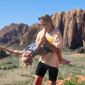 Meet your Posher, Ella